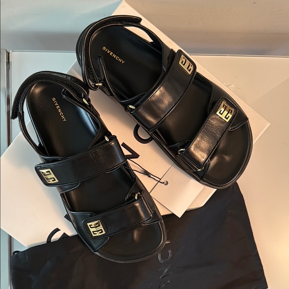 BNWT Givenchy Black Flat Goat Leather (100%) Sandals with Gold Buckles NEW 🥰 - Picture 6 of 6
